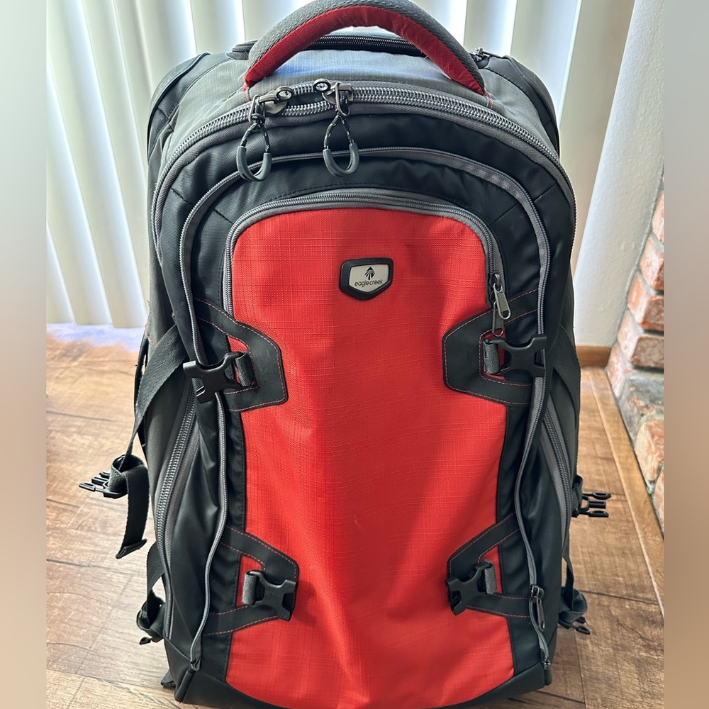 Eagle creek switchback Red and gray  22 x14